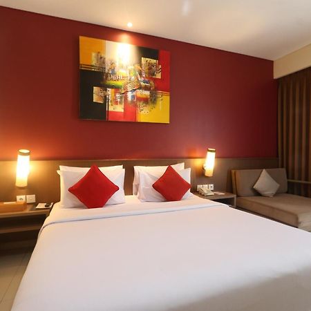 Grand La Walon Hotel Legian Dış mekan fotoğraf