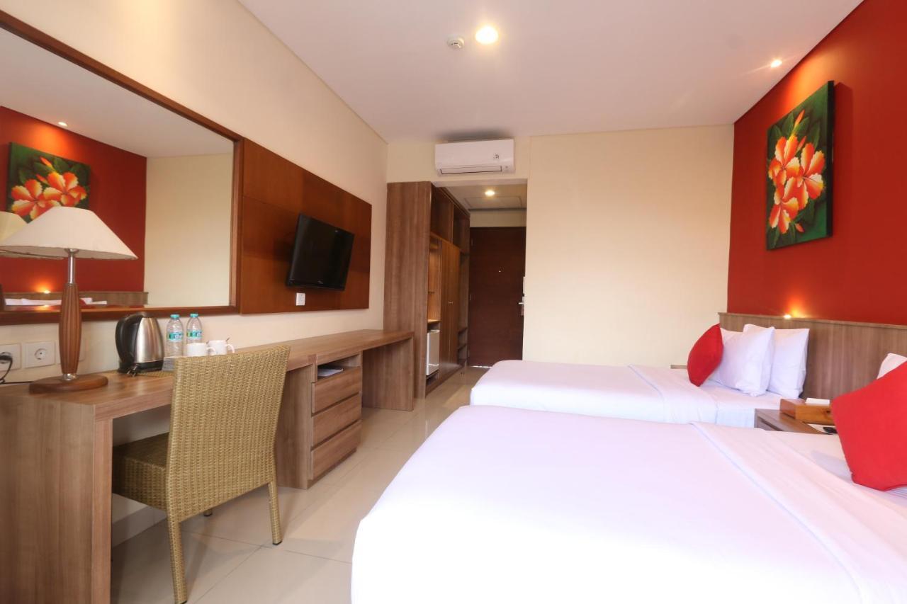 Grand La Walon Hotel Legian Dış mekan fotoğraf