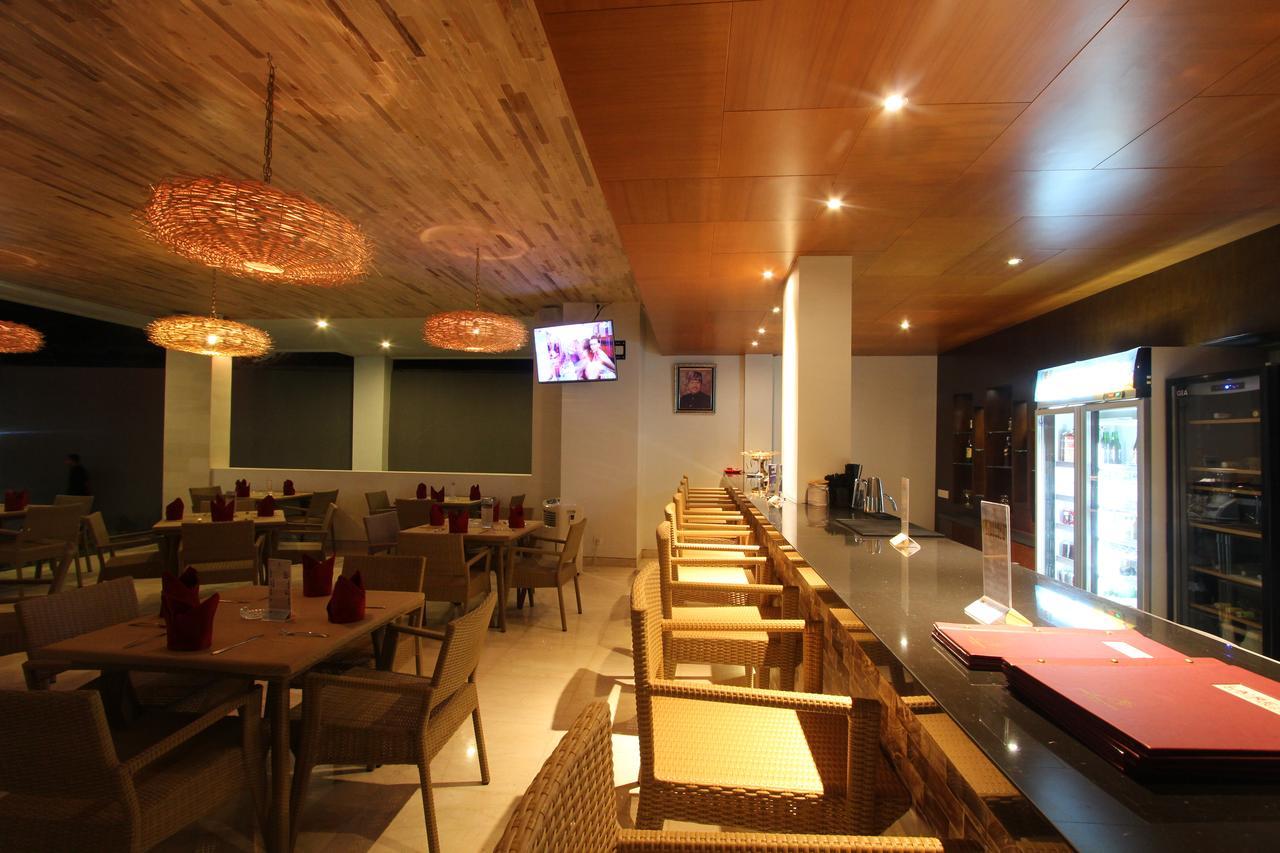 Grand La Walon Hotel Legian Dış mekan fotoğraf