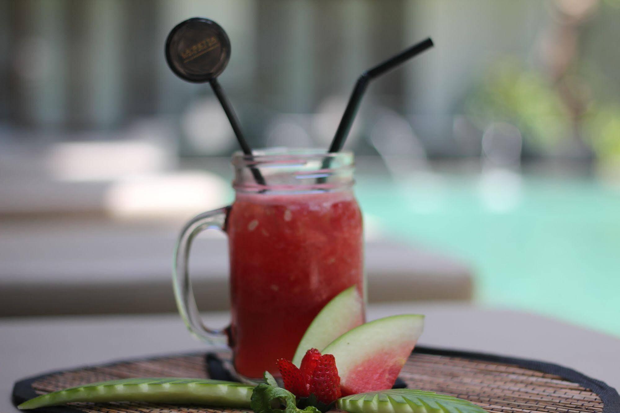 Grand La Walon Hotel Legian Dış mekan fotoğraf