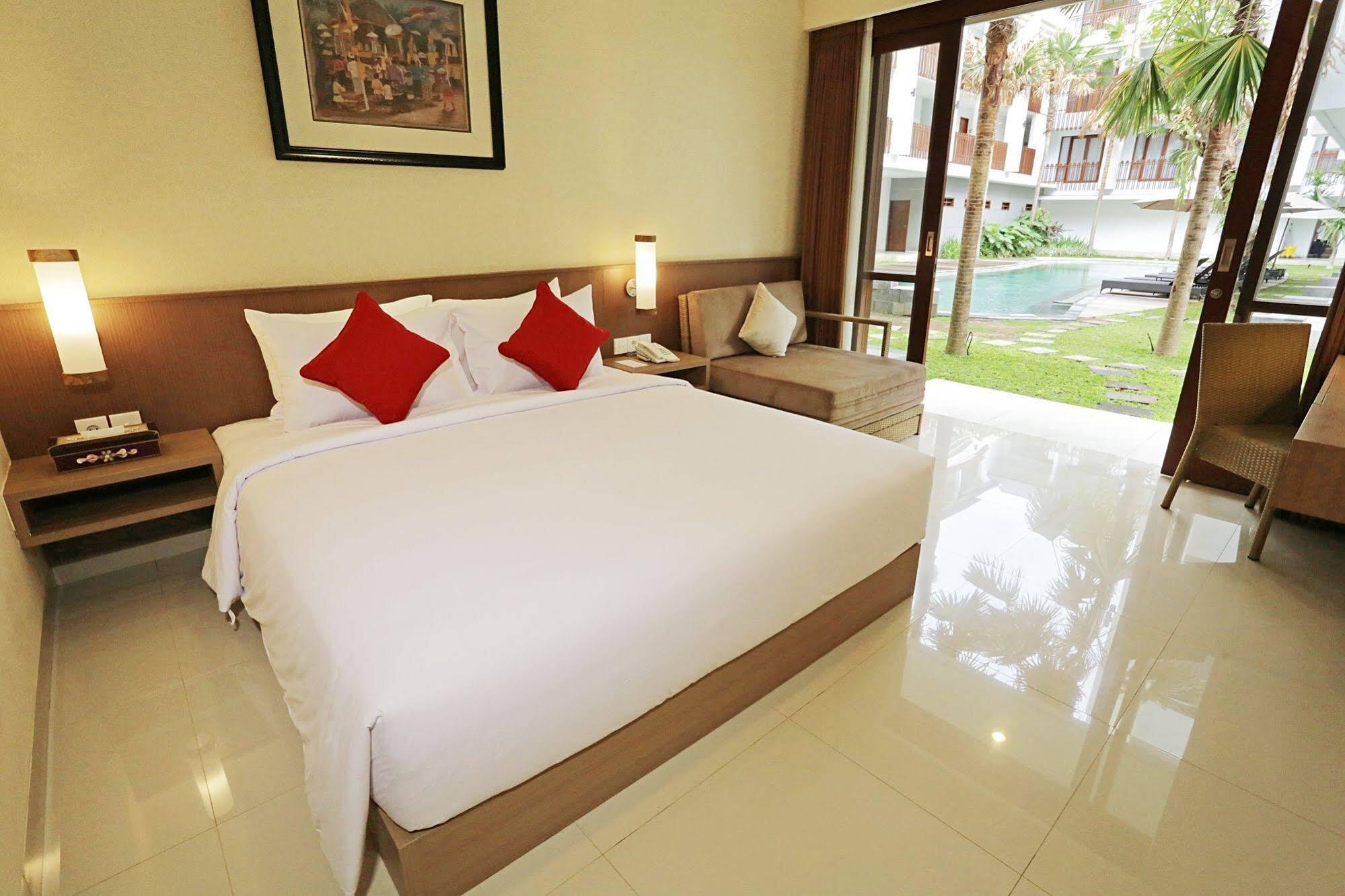 Grand La Walon Hotel Legian Dış mekan fotoğraf